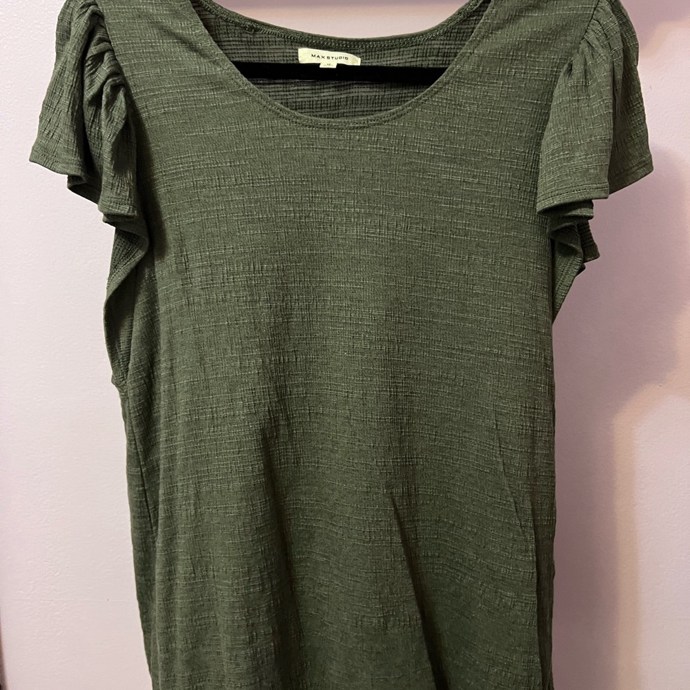 Max Studio Olive Short Sleeve Top